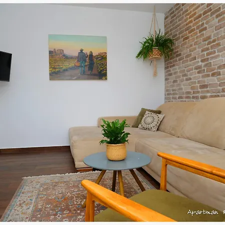 Frajla Apartamento *